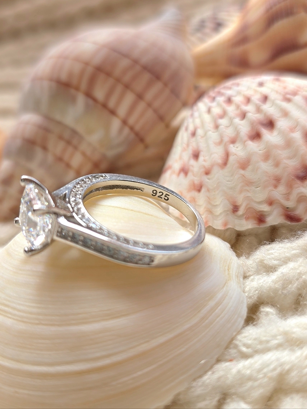 💎NEW💎 SOLID 925 SS SIMULATED DIAMOND RING - Picture 4 of 12